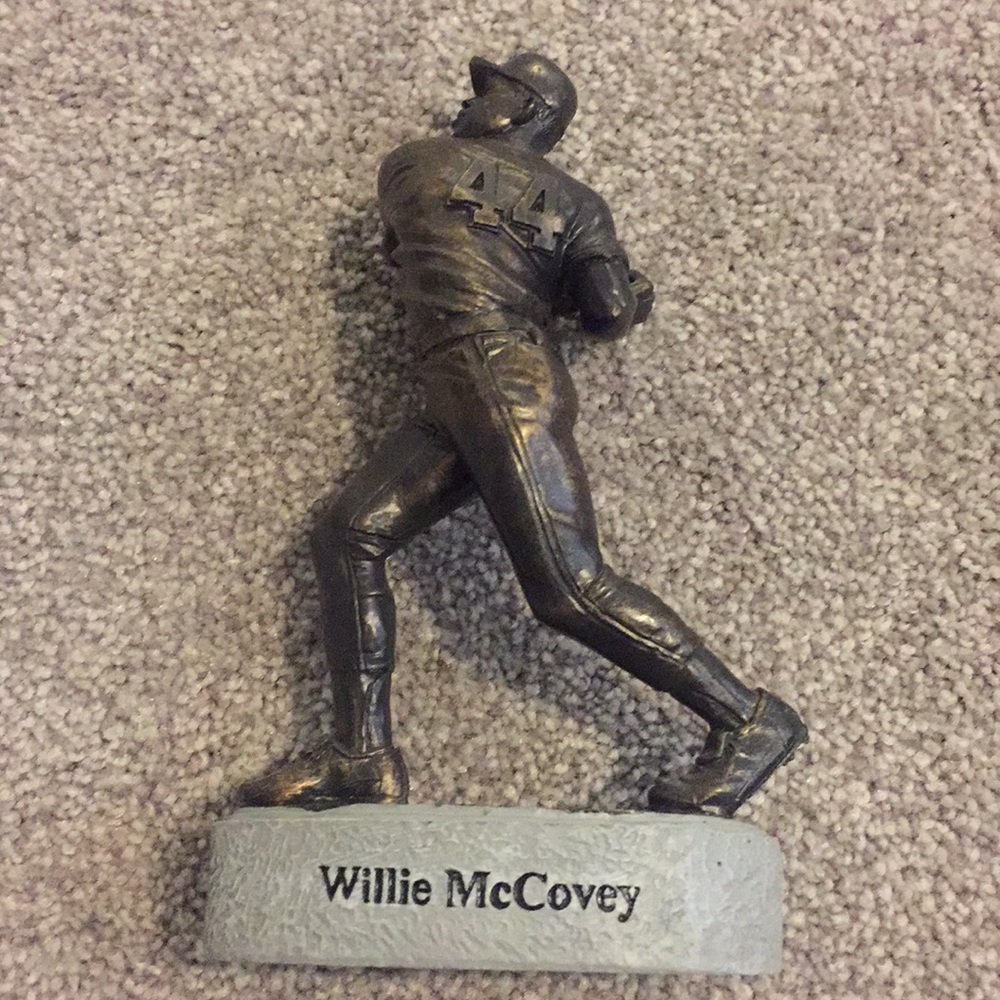 SF Giants Willie McCovey statue replica